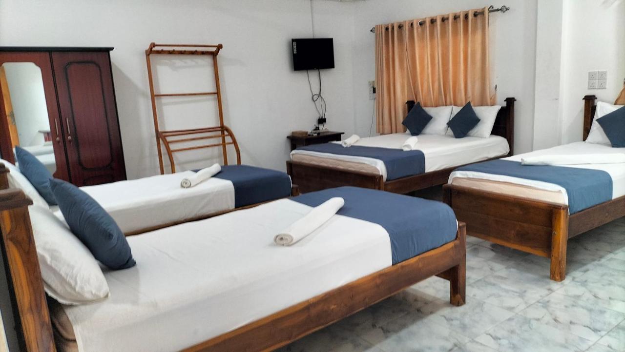 Hotel Sun Blue Уппувелі Екстер'єр фото
